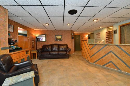 Αίθουσα υποδοχής, Rocker Inn in Μπουτ(Μοντάνα) Αίθουσα υποδοχής, Rocker Inn in Μπουτ(Μοντάνα)