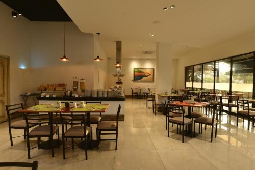 Food and beverages, Torre de Cali Plaza Hotel in Cali Food and beverages, Torre de Cali Plaza Hotel in Cali