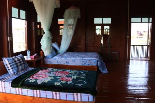 Innthar Lodge Homestay in Sul Inle Lake Innthar Lodge Homestay in Sul Inle Lake