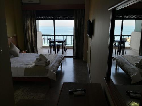 Holiday Suites Hotel & Beach Resort in Jounieh Holiday Suites Hotel & Beach Resort in Jounieh
