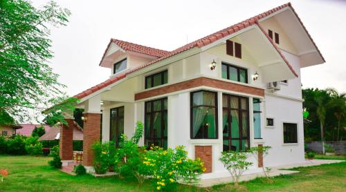 Linda's Place in Taphong Linda's Place in Taphong