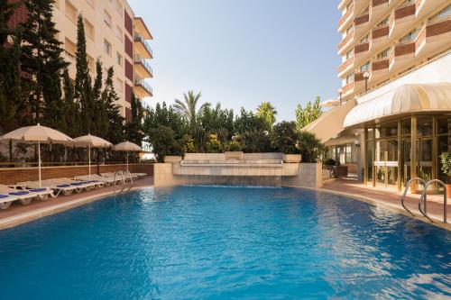 Swimming pool, Hotel H TOP Royal Sun in Costa Brava y Maresme Swimming pool, Hotel H TOP Royal Sun in Costa Brava y Maresme