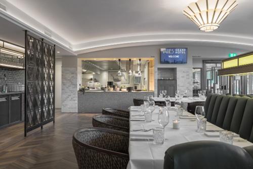 Grand Hotel Valies in רורמונד Grand Hotel Valies in רורמונד