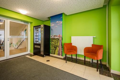 Lobby, Hotel City Green Berlin in Airport Berlin-Schonefeld Lobby, Hotel City Green Berlin in Airport Berlin-Schonefeld