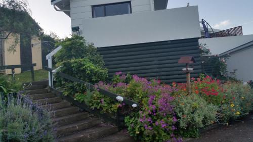 Įėjimas, Jake's Place Oneroa Waiheke in Vaihekė Sala Įėjimas, Jake's Place Oneroa Waiheke in Vaihekė Sala