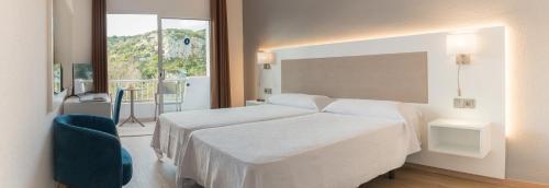 This photo about Hotel Paradis Blau shared on HyHotel.com