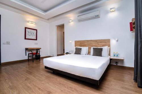 This photo about OYO Townhouse 003 Southend Sohna Road shared on HyHotel.com