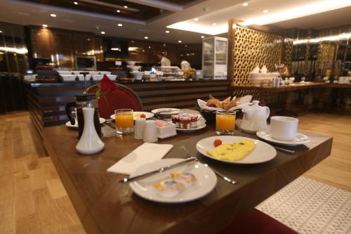 Food and beverages, Suite Hotel Casa Diamond in Fonciere Food and beverages, Suite Hotel Casa Diamond in Fonciere