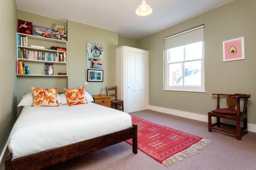 Veeve - East London Elegance