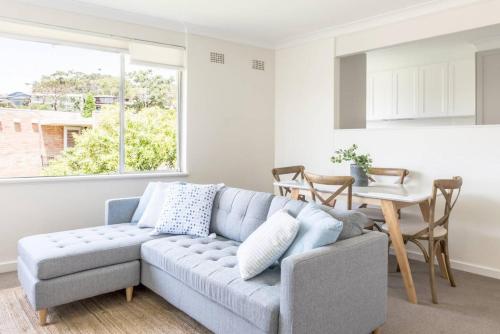 Balmoral Beach Front - 2 Beds w Parking in Mosman Balmoral Beach Front - 2 Beds w Parking in Mosman