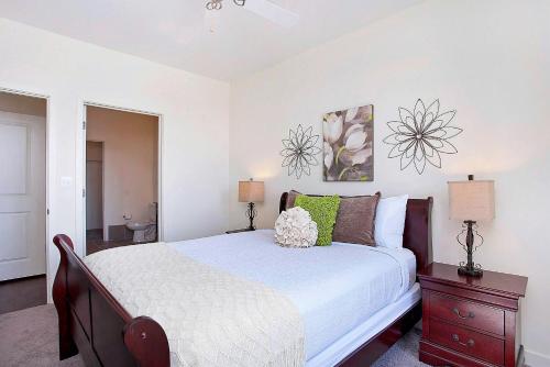 在meiguo.com看到的Stay Alfred on Rolling Mill Hill的介绍图片