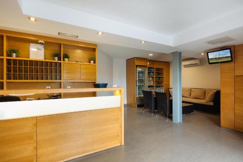 This photo about Apartamentos Los Manueles shared on HyHotel.com