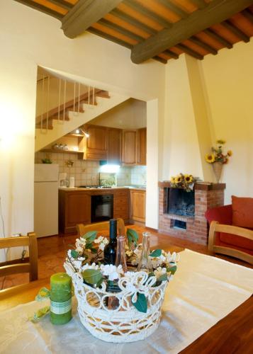 Agriturismo Buon Riposo - Country Resort in the Heart of Tuscany in 蒙塔伊奧內 Agriturismo Buon Riposo - Country Resort in the Heart of Tuscany in 蒙塔伊奧內