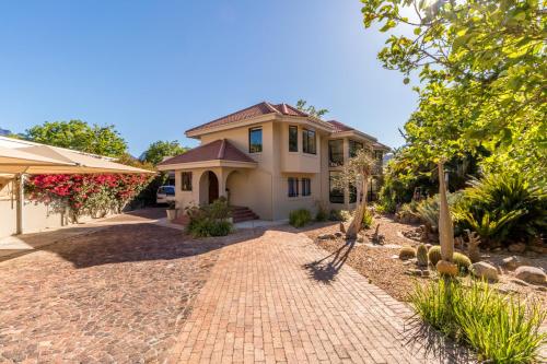 This photo about Florins Crest shared on HyHotel.com