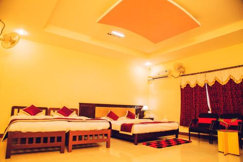 This photo about KSTDC Hotel Mayura Chalukya, Badami shared on HyHotel.com