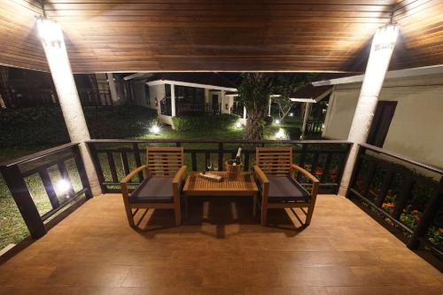 Balcony/terrace, Aquavana Haad Rin Resort in Ko Pha-ngan Balcony/terrace, Aquavana Haad Rin Resort in Ko Pha-ngan