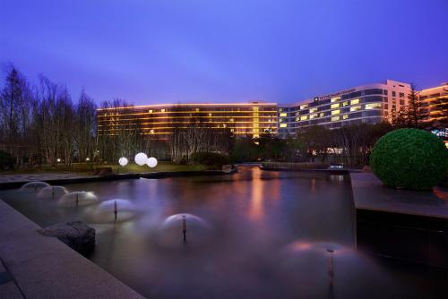 Wyndham Grand Qingdao in Qingdao Wyndham Grand Qingdao in Qingdao