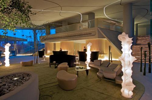 Lobby, Vivanta Bengaluru, Whitefield in Whitefield Lobby, Vivanta Bengaluru, Whitefield in Whitefield