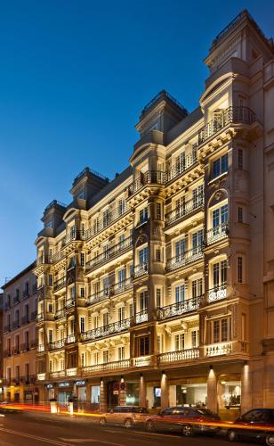 Bejárat, Catalonia Atocha Hotel near Centro de Arte Reina Sofía Nemzeti Múzeum Bejárat, Catalonia Atocha Hotel near Centro de Arte Reina Sofía Nemzeti Múzeum