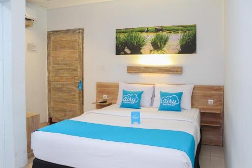 This photo about Airy Gubeng Kalimantan Surabaya shared on HyHotel.com