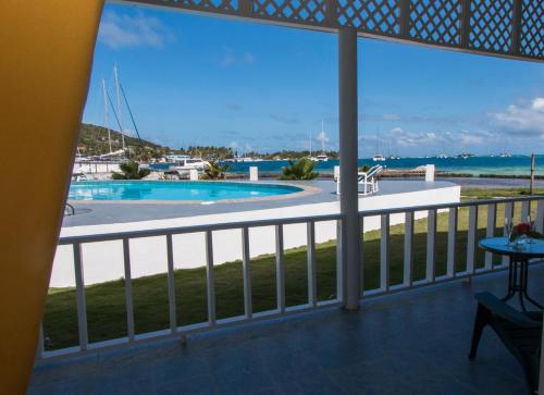 Удобства, Kings Landing Hotel in Clifton Удобства, Kings Landing Hotel in Clifton