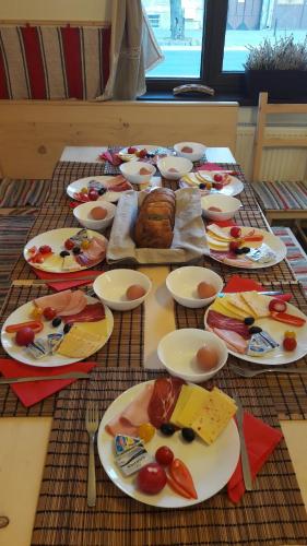 Mâncare şi băutură, Zozo Hostel in Brașov Mâncare şi băutură, Zozo Hostel in Brașov