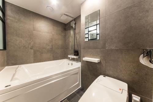 This photo about Hotel 28 shared on HyHotel.com