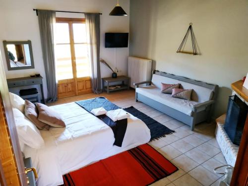 Orias Guesthouse & Farm in Като Ахайя Orias Guesthouse & Farm in Като Ахайя