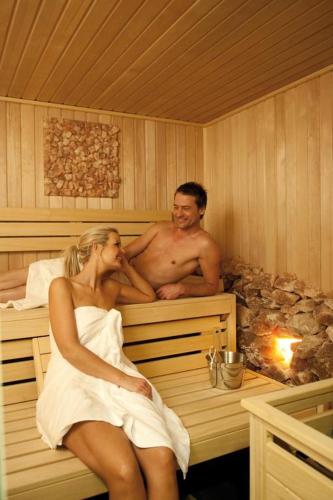 Appartementen STRANDHUYS en DE VUURTOREN, beg grond met eigen TERRAS -eigen KEUKEN - Incl Verwarmd B in Ameland Appartementen STRANDHUYS en DE VUURTOREN, beg grond met eigen TERRAS -eigen KEUKEN - Incl Verwarmd B in Ameland