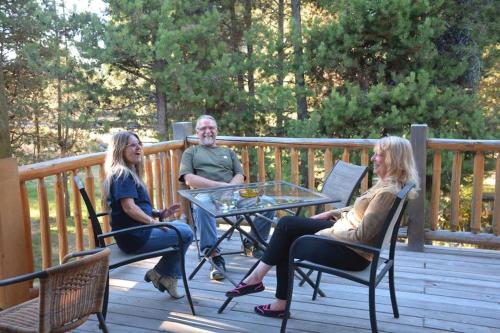 在meiguo.com看到的DiamondStone Guest Lodges的介绍图片