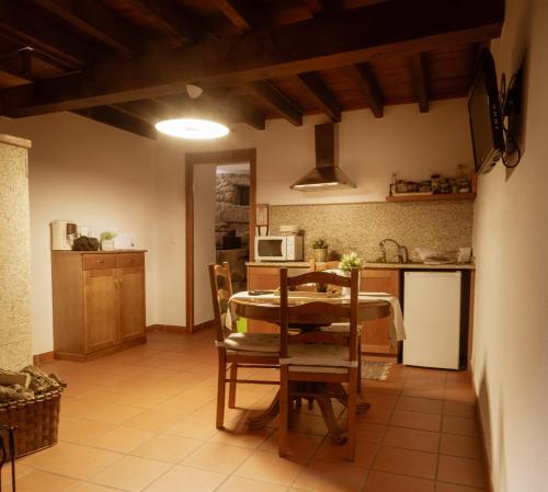 Зовнішній вигляд готелю, Casa Abraao in Бельмонте Зовнішній вигляд готелю, Casa Abraao in Бельмонте
