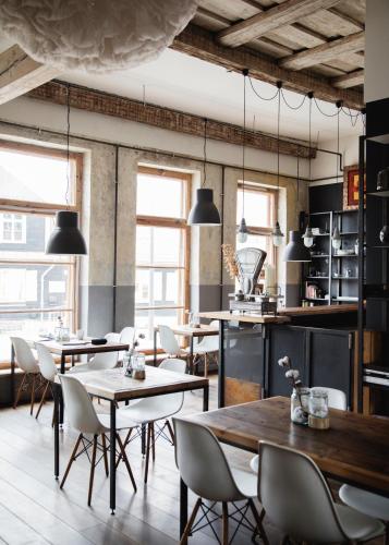 Étterem, Noliktava No 5 in Kurzemes Étterem, Noliktava No 5 in Kurzemes