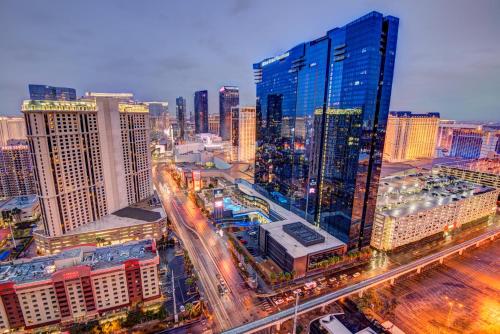 Hotel Penthouse Suite with Strip View at The Signature At MGM Grand