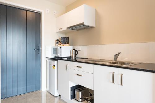 厨房, 海豚汽车酒店 (Dolphin Motel) in 岛湾 厨房, 海豚汽车酒店 (Dolphin Motel) in 岛湾