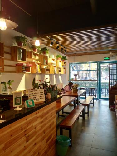 Suzhou Blue Gate Youth Hostel Hotel