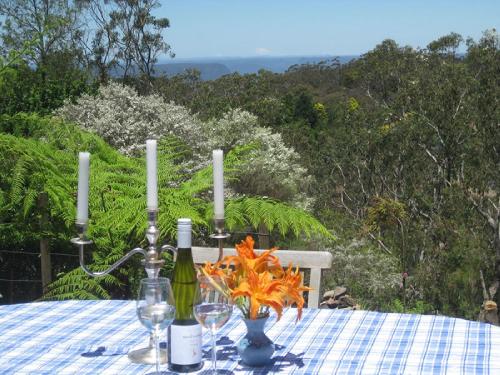 This photo about Cliff View Studio shared on HyHotel.com