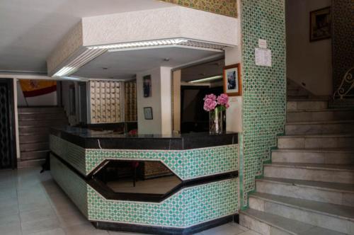Hotel De La Paix in 빌 누벨 Hotel De La Paix in 빌 누벨