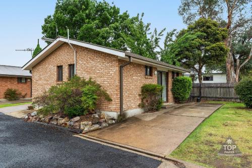 This photo about Fossicker Caravan Park shared on HyHotel.com