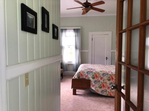 在meiguo.com看到的Old Hawaiian Bed and Breakfast的介绍图片