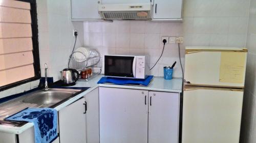 This photo about Menzan @ Bayu Emas Apartment shared on HyHotel.com