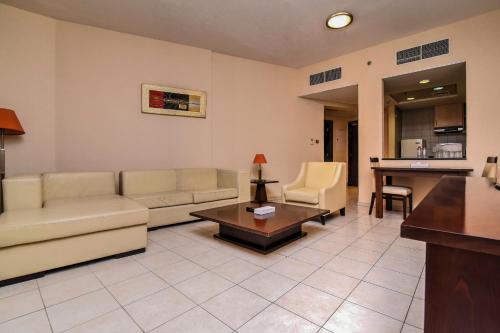 Facilities, Parkside Suites - Discovery Gardens in Dubai Facilities, Parkside Suites - Discovery Gardens in Dubai