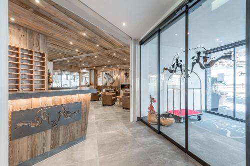 Lobby, Hotel Burgstein - alpin & lifestyle in Burgstein Lobby, Hotel Burgstein - alpin & lifestyle in Burgstein