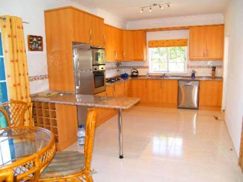 Almancil Villa Sleeps 6 Pool Air Con WiFi T479997 in Almancil sentrum Almancil Villa Sleeps 6 Pool Air Con WiFi T479997 in Almancil sentrum