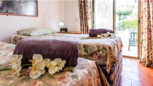 Vale do Garrao Villa Sleeps 4 Pool Air Con WiFi in หุบเขาการ์เรา Vale do Garrao Villa Sleeps 4 Pool Air Con WiFi in หุบเขาการ์เรา