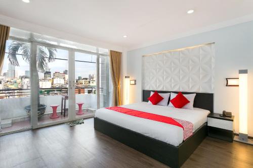 Madam Cuc Hotel