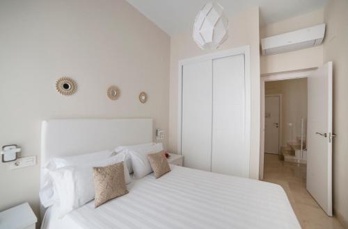 This photo about Cartuja Suite shared on HyHotel.com