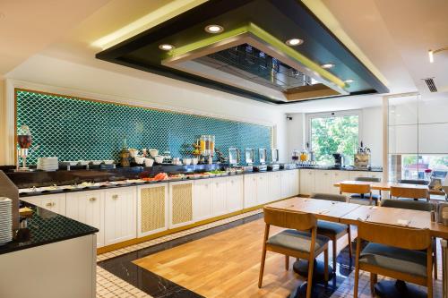 מסעדה, Artur Hotel in קנאקלה מסעדה, Artur Hotel in קנאקלה