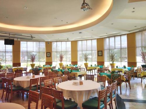 Diamond Plaza Hotel Suratthani in Surat Thani Diamond Plaza Hotel Suratthani in Surat Thani