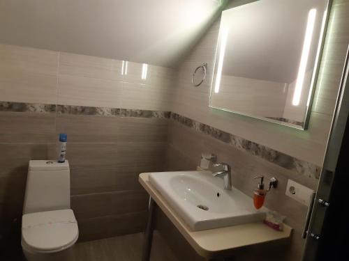 This photo about Hotel Balmont shared on HyHotel.com