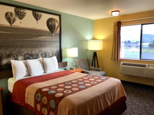 Super 8 By Wyndham Union Gap Yakima Area in Yakima (WA) Super 8 By Wyndham Union Gap Yakima Area in Yakima (WA)